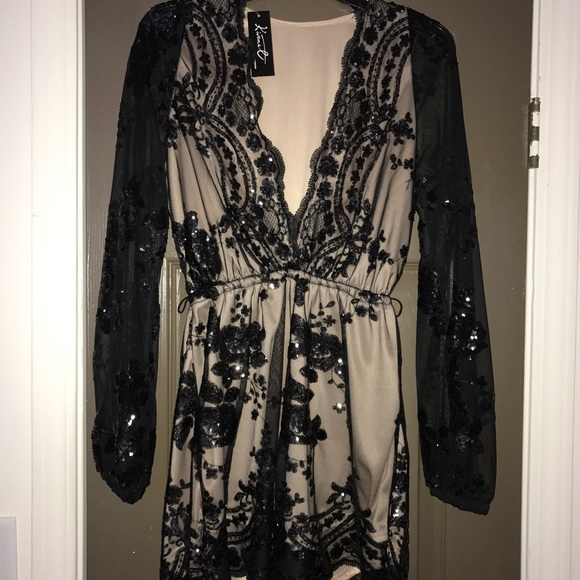 Sequin and lace romper ✨✨✨ by KIVENST - Picture 2 of 8